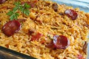Arroz de carne no forno